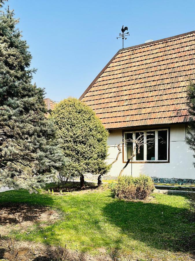 Hotel Astoria Garden Biškek Exteriér fotografie