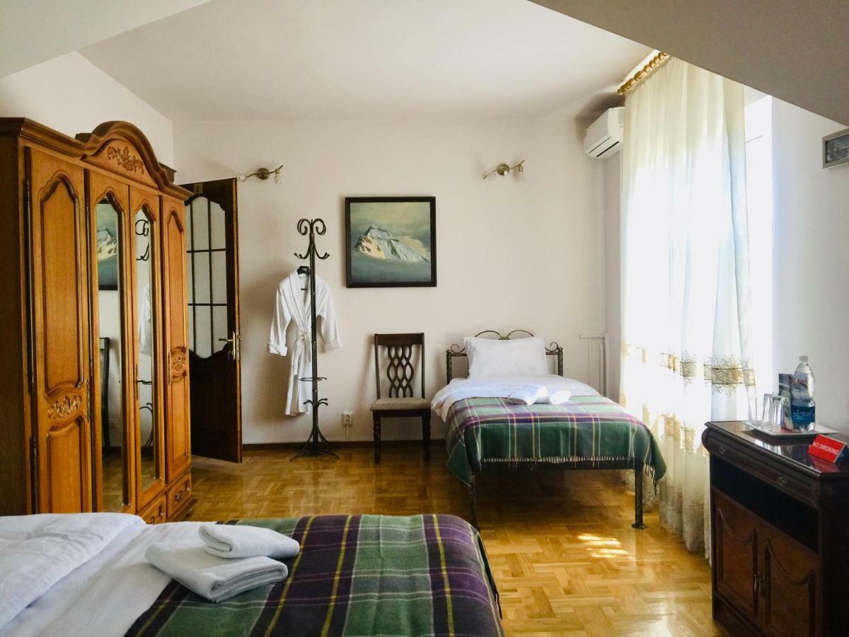 Hotel Astoria Garden Biškek Exteriér fotografie